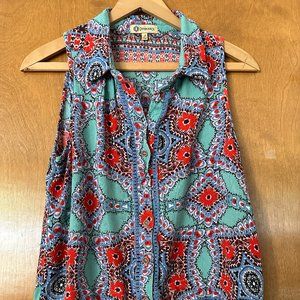 Democracy sleeveless fun colorful top